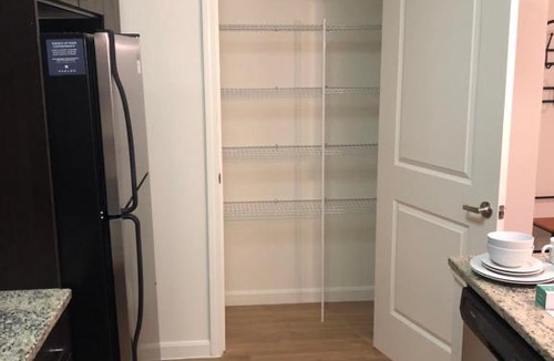 Mission Hill Apartment | Mirage Luxury Apartments Longwood