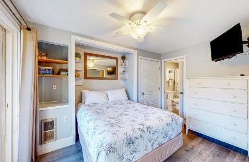 Gilford Apartment | Misty Harbor Beach Retreat