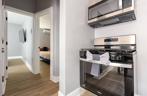 Black Rock Historic District Apartment | Modern 2 Bedroom in Black Rock