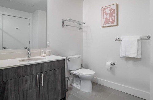 Ampere Apartment | Modern Apartment in Prime Location (ID9610X26)