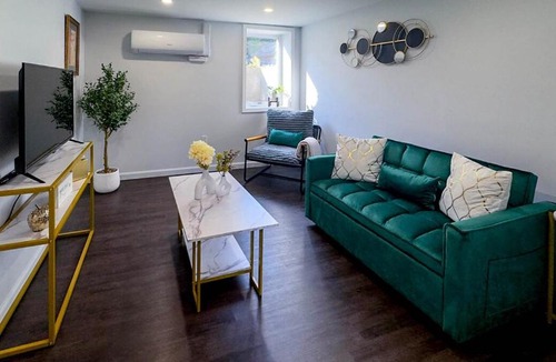 East Haven Apartment | Modern Apartment Near Tweed -Yale -New Haven