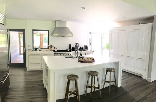 Bellport House | Modern Bellport Village Beach House With Pool.