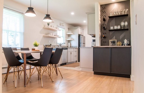 Danbury House | Modern Boho Retreat