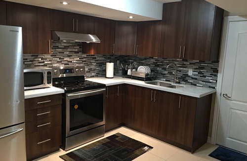 Mount Pleasant Apartment | Modern Bsmt Apartment - Separate & Private