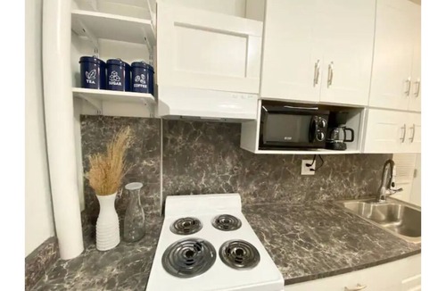 Guttenberg Apartment | Modern & Cozy 2-bed apt close to NYC