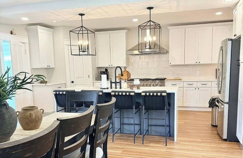 Ashville House | Modern Farmhouse | Firepit | Stocked Trout Stream | 2 Suites
