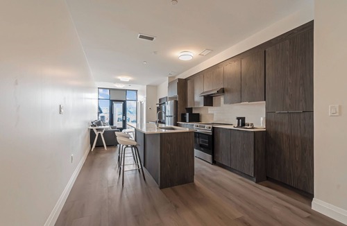 Dean Park Apartment | Modern Fully Furnished 1 Bedroom Apartment Unit 5