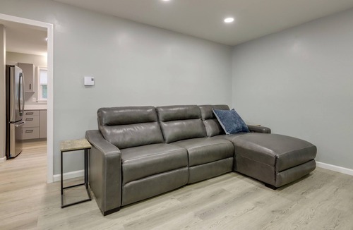 Groton House | Modern Home, Minutes to Mystic, Casinos and Ocean