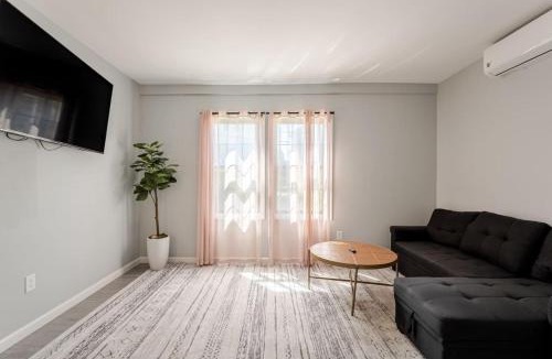 Black Rock Historic District House | Modern House in Black Rock