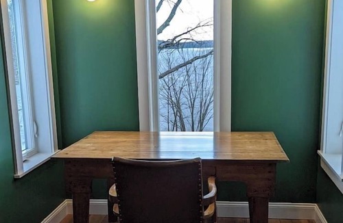 Dedham Cottage | Modern lakefront ADA accessible 4BR, 3.5 BA house