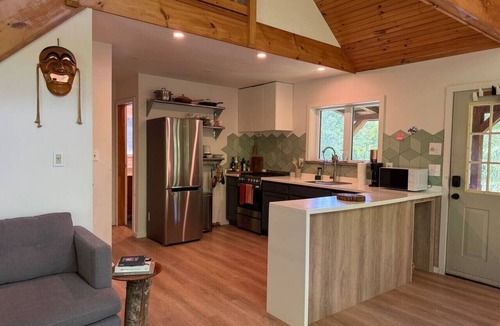 Delancey House | Modern Lakeside Retreat on 5.6 Upstate Acres