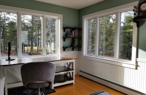 Bar Harbor House | Modern Luxurious House/Sauna/HotTub/Fire Pit/Garden/Cinema Room-10 min to Town