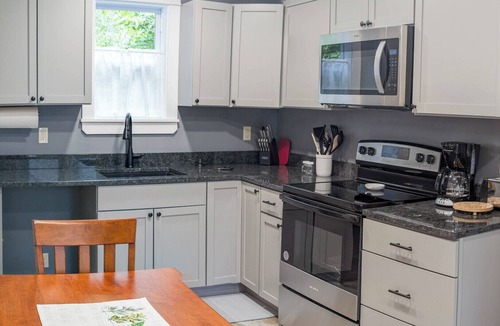 Ellsworth Apartment | Modern NewlyFurnished Acadia Apt