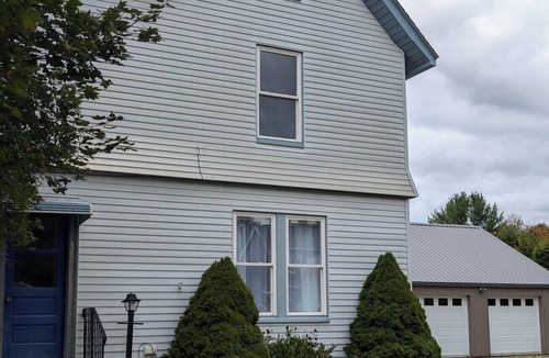 Ellsworth Apartment | Modern NewlyFurnished Acadia Apt