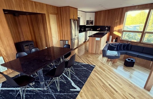 Fire Island Pines House | Modern, Remodeled 5BR Home; 5 mins walk to Harbor!