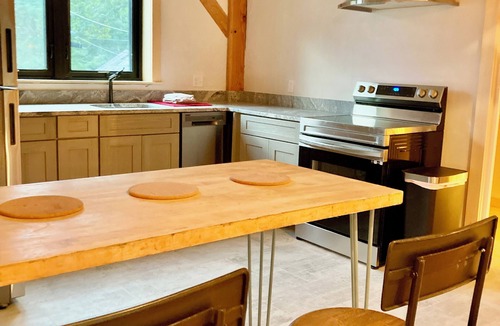 Kittery Apartment | Modern Seacoast Loft. Walk to Portsmouth & Kittery!