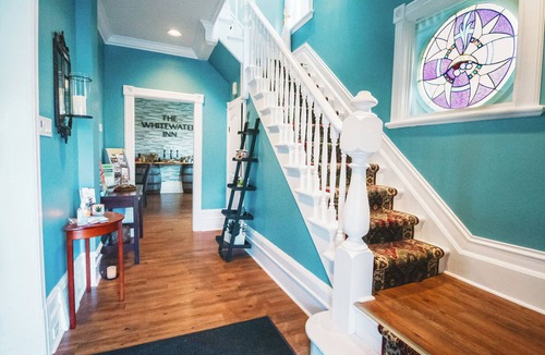 Whitewater Region Bed & Breakfast | Modern, Spacious 4-Bedroom Home with Garden & Garage