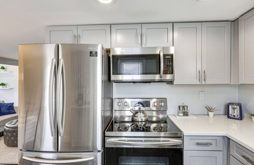 Plymouth Cottage | Modern Terryville Cottage w/Deck & Lake View!