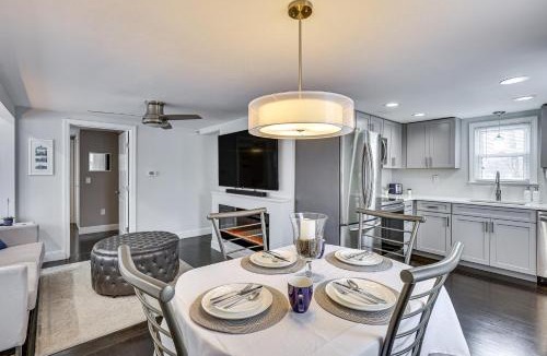 Plymouth House | Modern Terryville Cottage w/Deck & Lake View!