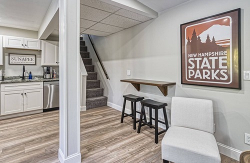 Newbury House | Modern Train Station | Minutes to Mount Sunapee