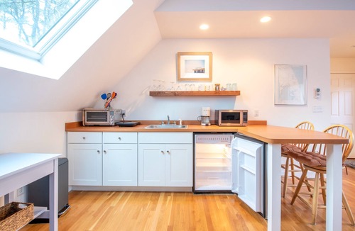 Wellfleet Apartment | Modern Wellfleet Studio Apartment Close to Beaches, Ponds, Trails, and Town