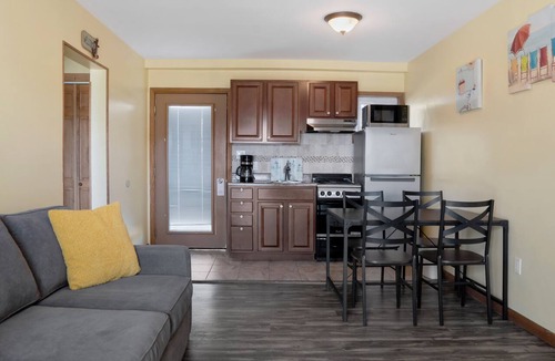 Culloden Shores Condo | MONTAUK Condo ~ Stunning Sunsets & the Sea at your Doorstep