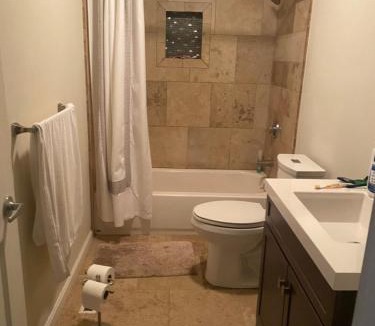Newport Apartment | monthly only shared apt