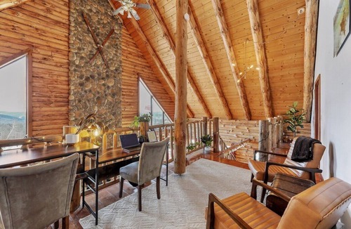 Florida House | Moores · Berkshire Mountain Top Chalet