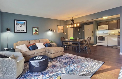 Killington Apartment | Moose Tracks Lodge - Pool, Hot Tub, Golf, Sauna