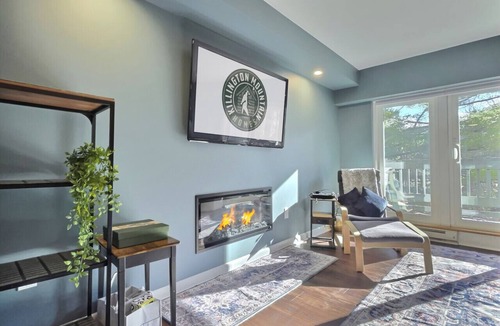 Killington Apartment | Moose Tracks Lodge - Pool, Hot Tub, Golf, Sauna