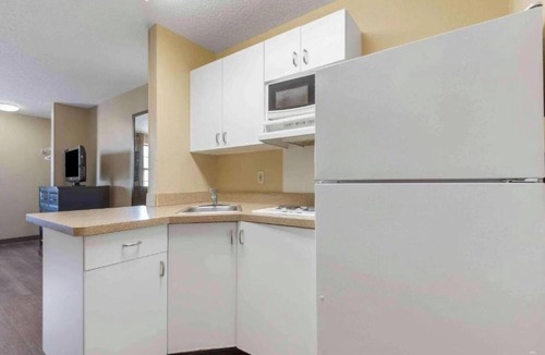 Amherst Hotel | Motel 6 Buffalo Amherst NY