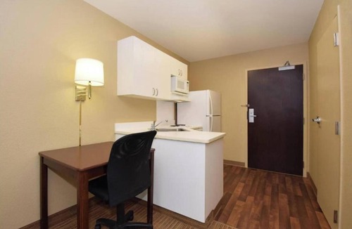 Amherst Hotel | Motel 6 Buffalo Amherst NY