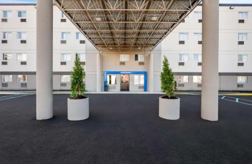 Nasons Corner Hotel | Motel 6-Portland, ME