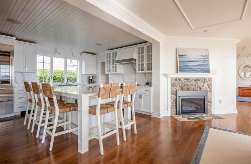 Kennebunk House | Mother`s Beach House