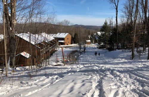 West Dover House | Mount Snow House on Private Ski Home Trail w Shuttle Service