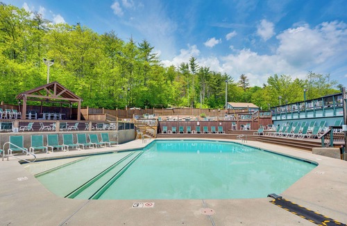Campton Condo | Mountain Resort Condo with King Bed Suite