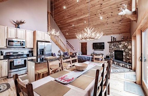 Sunday River Area Ski Chalet | Mountain side house off of the Sunday River Road