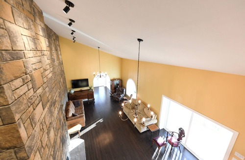Killaloe Cottage | Mountain View Lodge - Brand New 8 Bedroom Home with 150 acres of privacy