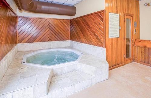 West Dover Apartment | Mountain Village 5H Unit A