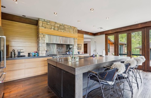 Stowe House | Mountain Zen: spacious 3 br, expansive decks with views, private swimming pond w/dock!