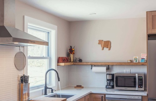 Cragsmoor House | Mountaintop Escape | Hiking | Biking | Renovated