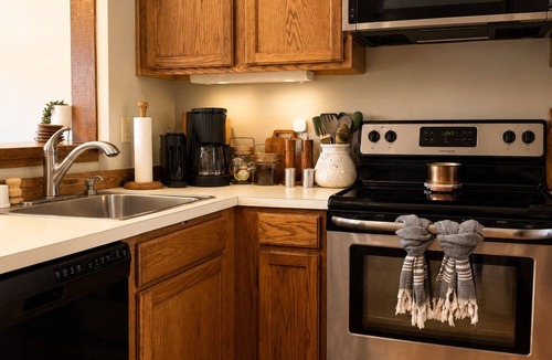Greenwood Condo | Mt. Abram Base Condo - Ski, Bike & Après Walkable