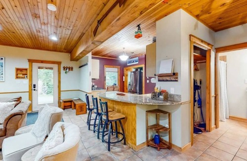 Mount Holly House | Mt. Holly Retreat 2 Homes Hot Tubs Okemo