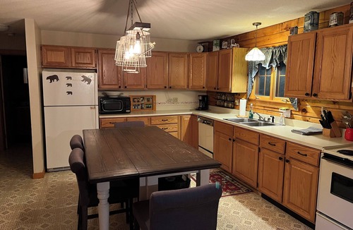 Stratton Cabin | Mt. Snow/Stratton Log Cabin in the Woods