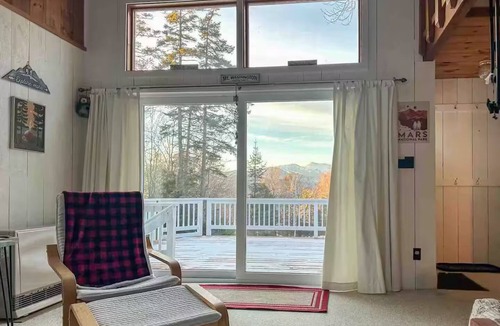 Jackson House | Mt. Washington View~Min to Skiing~Wood Stove