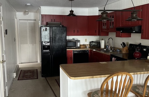 Mirror Lake House | Multi Home Estate with Private Dock - Linens Included