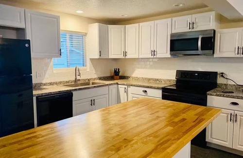 Endwell House | My Humble Oasis Serene 4-bedroom house in Endwell/Endicott