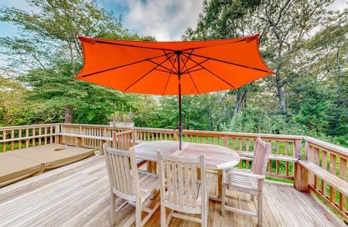 West Tisbury House | Nana’s Big Treehouse