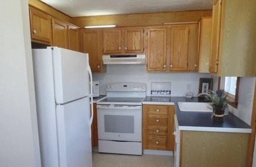 Narragansett House | Narragansett Beach House - JUNE 2023 WEEKS NOW BOOKING!!