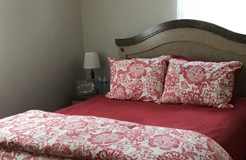Narragansett House | Narragansett Beach House - JUNE 2023 WEEKS NOW BOOKING!!